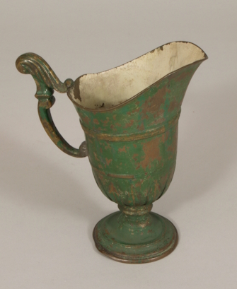 (Levite) pitcher, collection Society for Jewish Folklore, MARKK 29.1:7, Photo: MARKK.