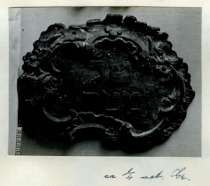 Index card for recording the prayer tablet “tal u-matar” (“ for dew and rain”) for the Shemoneh esreh (eighteen blessings prayer), Graetz Synagogue, MARKK; photo: MARKK.